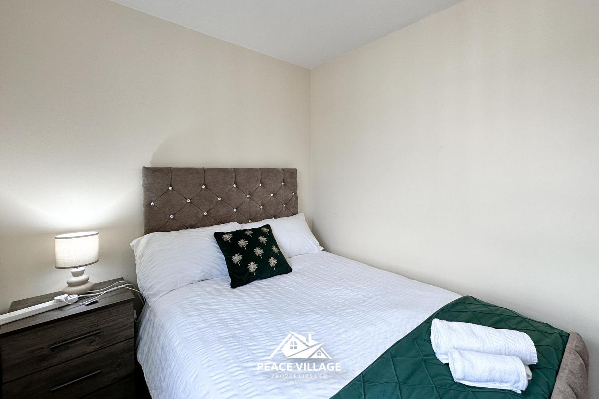 Ashton Co-Living - Private Room Self-Cater Manchester Exterior foto